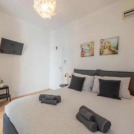 Appartement Boutique Porta Duomo, Close To The Lake!